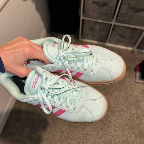 Adidas sneakers - Picture 2 of 5